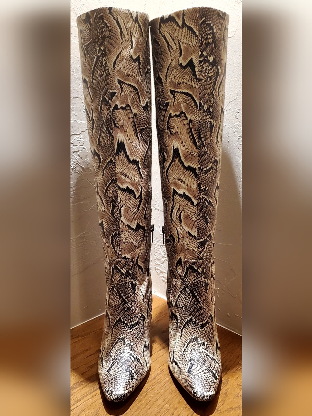 Vince Camuto Fendels Snakeskin Leather Over The Knee 4.25" High Heel Boots Sz 10 - Picture 7 of 14